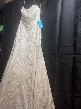 Demetrios Platinum 2014 Style DP278 Ivory Satin Wedding Dress Size 12